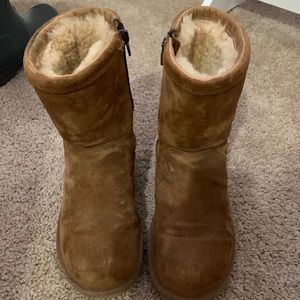 Ugg brown zip-up boots